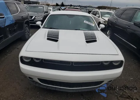 2015 Dodge Challenger Sxt из США, поврежденный, VIN 2C3CDZAGXFH713496